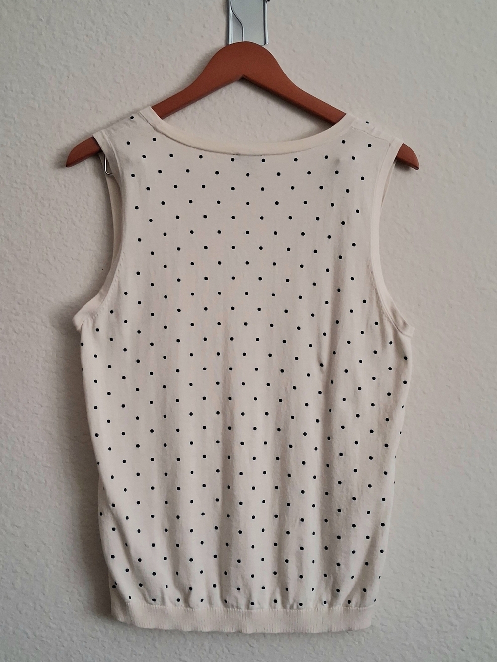 Talbots Cream Sleeveless Polka Dot Tank - Picture 6 of 8
